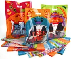 60Pcs Monster Designs See-Through Candy Bags -Spirit Halloween Shop 13109 4 600x498 1
