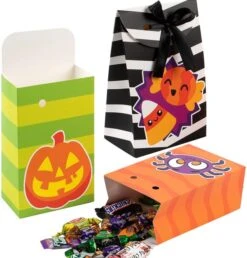 12Pcs Trick Or Treat Paper Boxes -Spirit Halloween Shop 4 5cca3772 8177 4e02 91f2 b6ac57331880 600x627 1