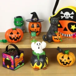 5Pcs Halloween Miniature Figurines -Spirit Halloween Shop 5Pcs Halloween Miniature Figurines 4 result 600x600 1