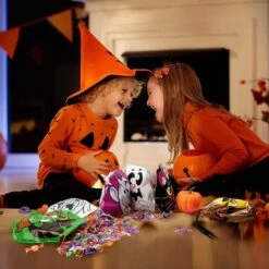 144Pcs Plastic Trick Or Treat Bags -Spirit Halloween Shop 812aUPvOw8L. AC SL1500 600x600 1