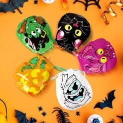 144Pcs Plastic Trick Or Treat Bags -Spirit Halloween Shop 81ejGISwwxL. AC SL1500 600x600 1