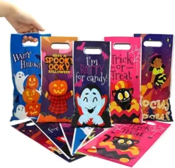 72Pcs Halloween MultiCharacters Candy Bag -Spirit Halloween Shop Halloween MultiCharacters Candy Bag 72 Pcs 6 600x575 1