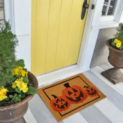 Halloween Pumpkin Patterned Doormat 30in X 17in -Spirit Halloween Shop Halloween Pumpkin Patterned Doormat 30in x 17in 3 result 600x600 1