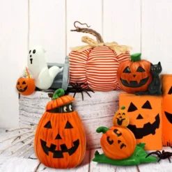 Pumpkin Miniature Figurine Decorations, 5 Pcs -Spirit Halloween Shop Pumpkin Miniature Figurine Decorations 5 Pcs 5 result 600x600 1
